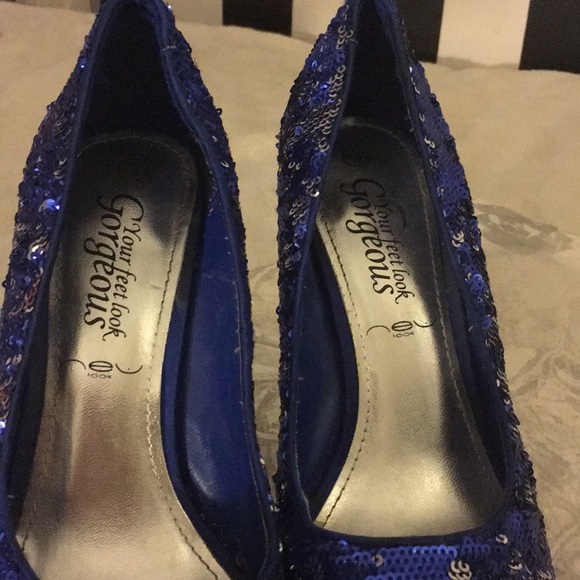 New Look Sequin “Your Feet Look Gorgeous” Heels - Picture 3 of 4